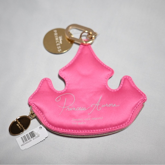 Bath & Body Works NWT Disney Aurora Crown coin purse- In-hand! - Picture 4 of 5